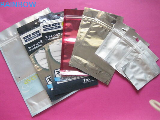 Opakowanie o pojemności 120 mic z 3 bocznymi, zamkniętymi woreczkami do pakowania i suwakiem z nadrukiem grawitacyjnym