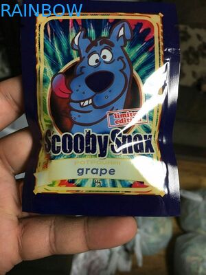 Woreczek z laminowanego materiału: wklęsłodruk z okrągłym otworem do zawieszania