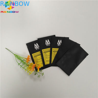 Mały czarny kolor Stand Up Zipper Pouch Trzyczęściowa uszczelniona folia aluminiowa Mylar