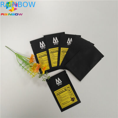 Mały czarny kolor Stand Up Zipper Pouch Trzyczęściowa uszczelniona folia aluminiowa Mylar