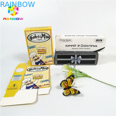 Nadające się do recyklingu niestandardowe logo z nadrukowanym logo marki Papierowe pudełka na karty tłoczone na gorąco z otworem do zawieszania kosmetyków na prezenty