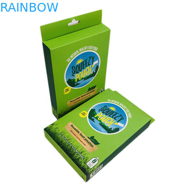 Opakowanie kartonowe z otworem na wieszaki z recyklingu