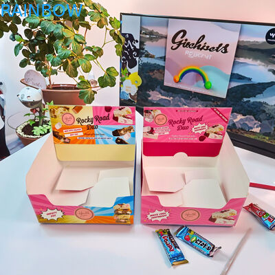 Niestandardowy karton z grubością 350 g i ciepłym stemplowaniem do opakowań na przekąski