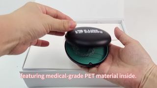 Pudełko z zestawem nakładki na zęby 3