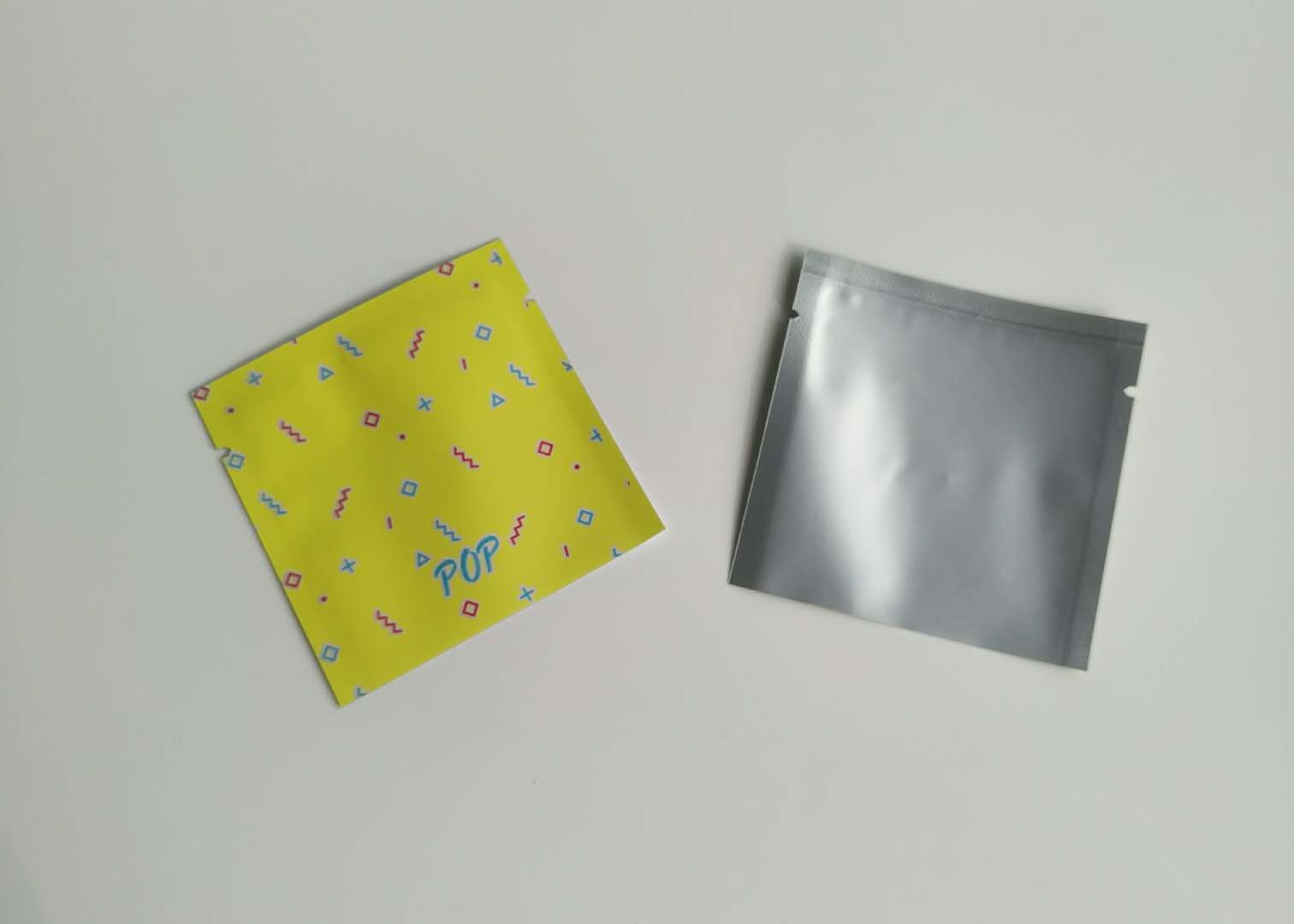 Małe plastikowe torebki Opakowanie Aluminium Wstań Przynęta Wędkarska torba z przezroczystym okienkiem