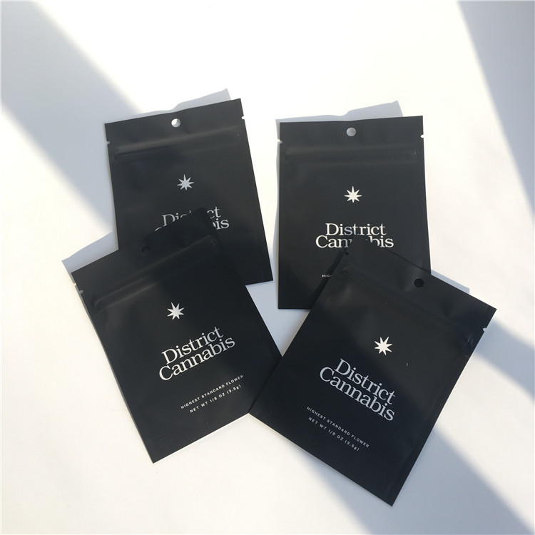 Matowe trzy boczne uszczelnienie płaskie plastikowe zamki błyskawiczne do pakowania liści w chwastach Cbd