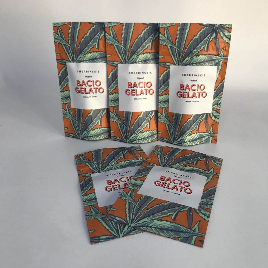 Niestandardowa akceptowana matowa folia aluminiowa Stand up Cannabsis Packaging Bags