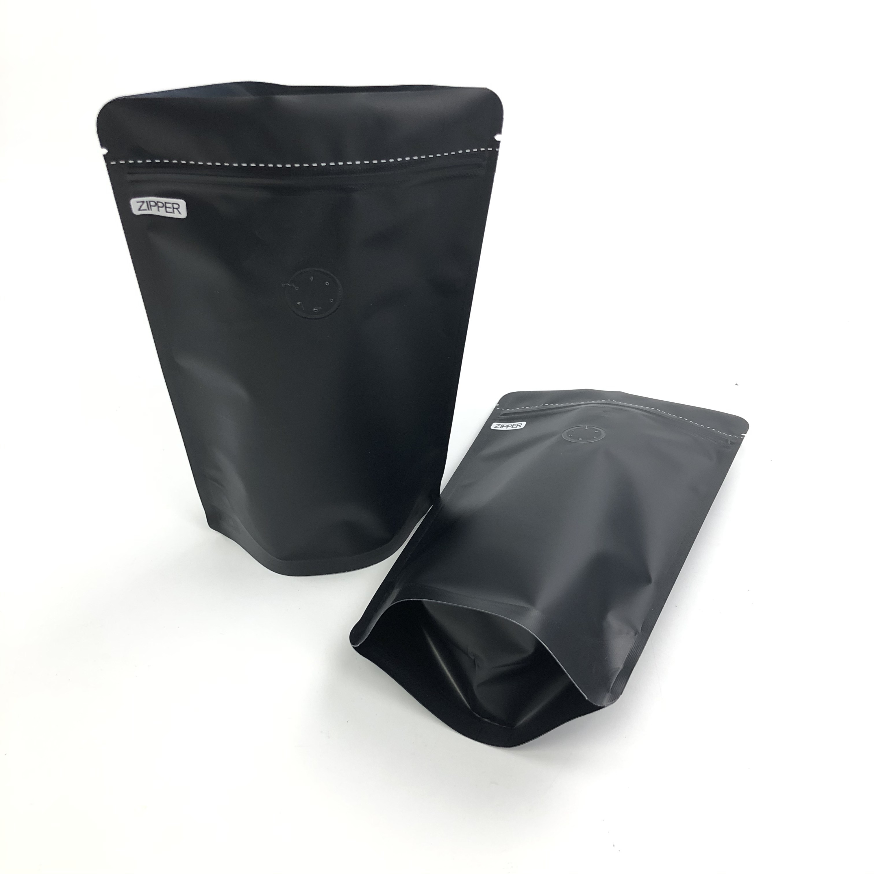 OEM Niestandardowe czarne logo 250G Rozmiar Ponownie zamykana folia aluminiowa Wstań z zaworami odgazowującymi do etui do pakowania ziaren kawy