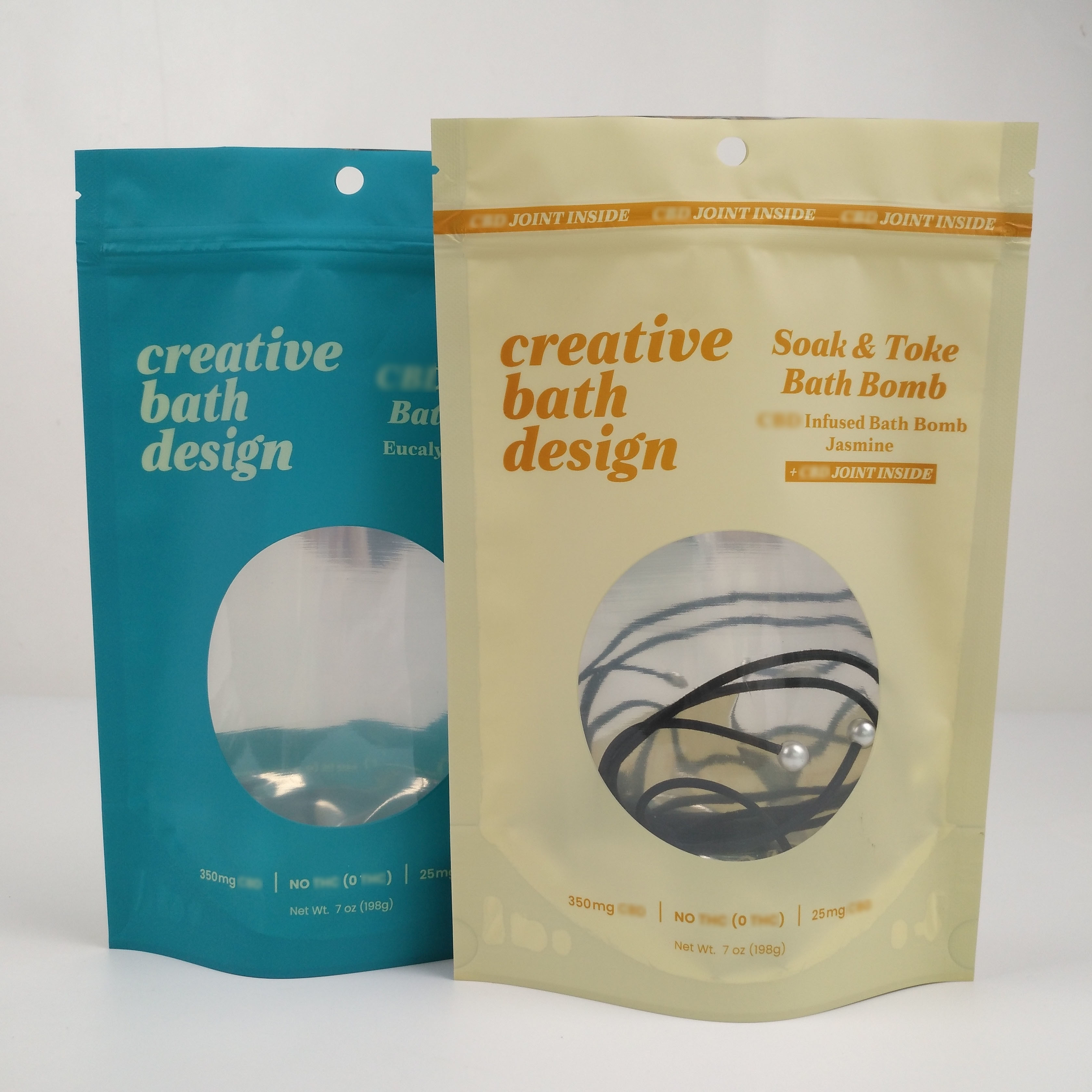 Przezroczyste, matowe, mylarowe woreczki z zamkiem błyskawicznym z folii aluminiowej, stojące