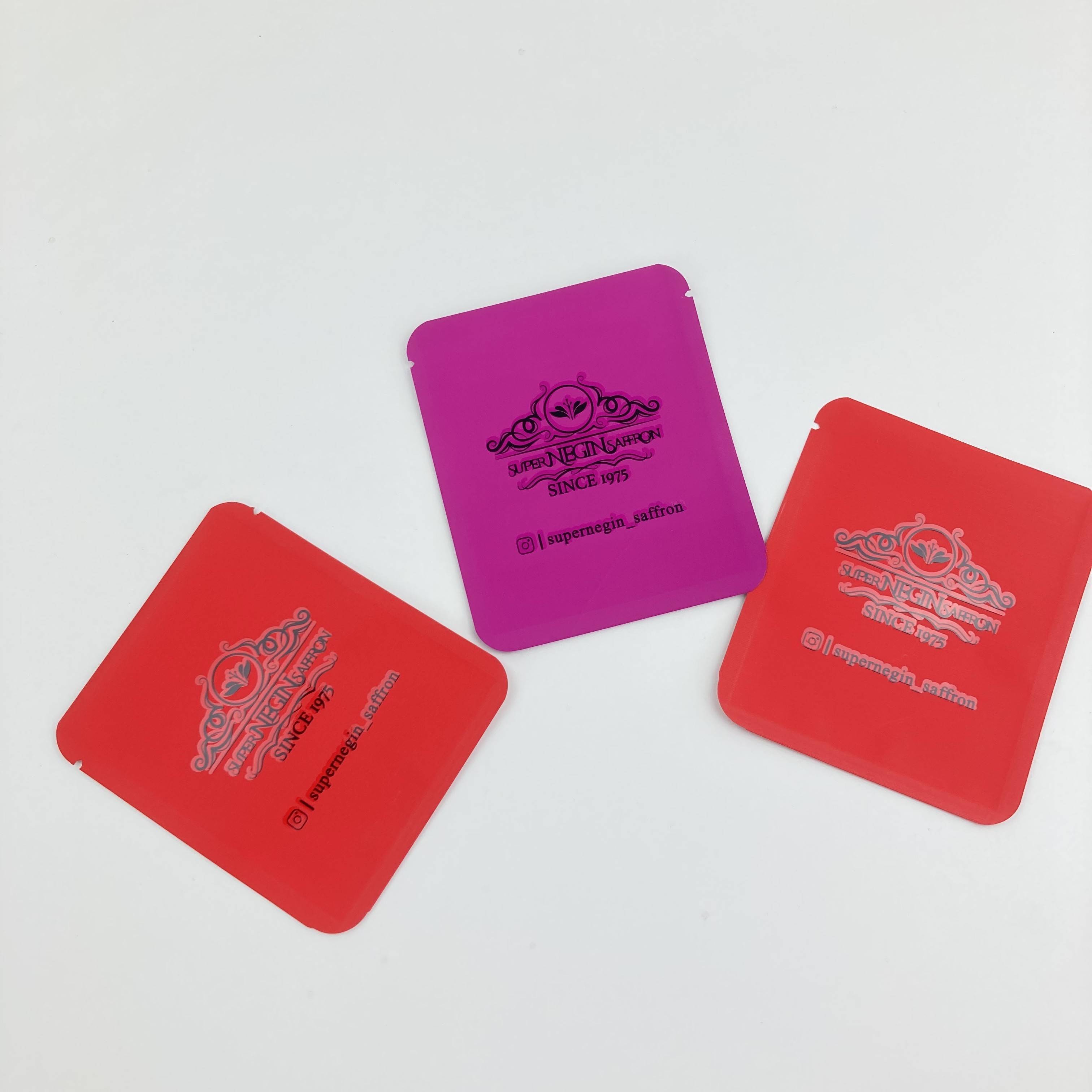 Hurtowa niestandardowa folia aluminiowa do pakowania żywności nasion herbaty Matowe płaskie torby do pakowania orzechów