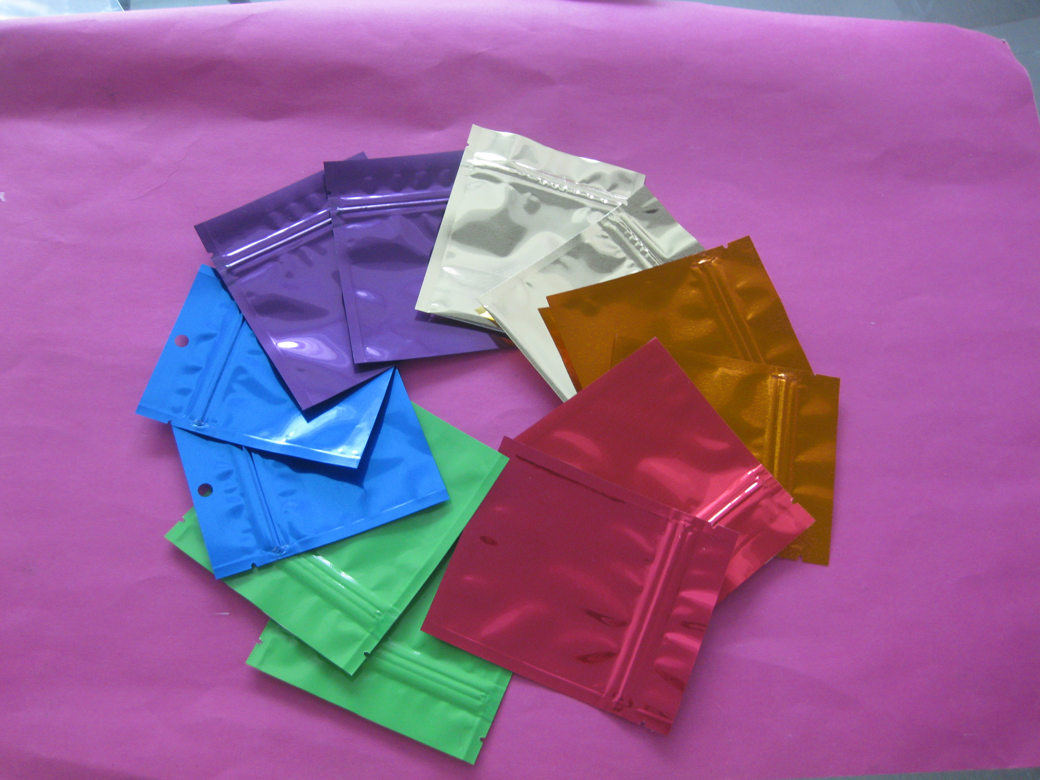 Zwykły pakowany worek na żywność Ziplock Mylar z wycięciem łzy