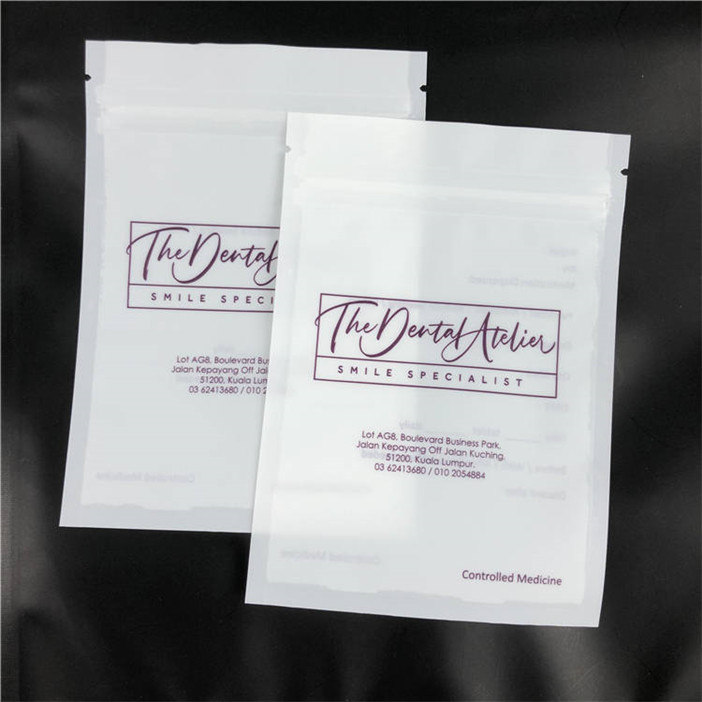 Niestandardowe drukowane płaskie nakładki Mylar Matte Packaging Bags with One Side Clear